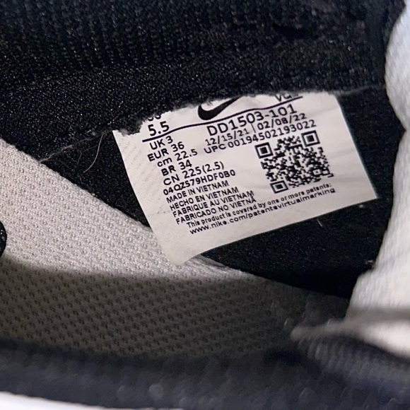 Nike dunks - Picture 3 of 3